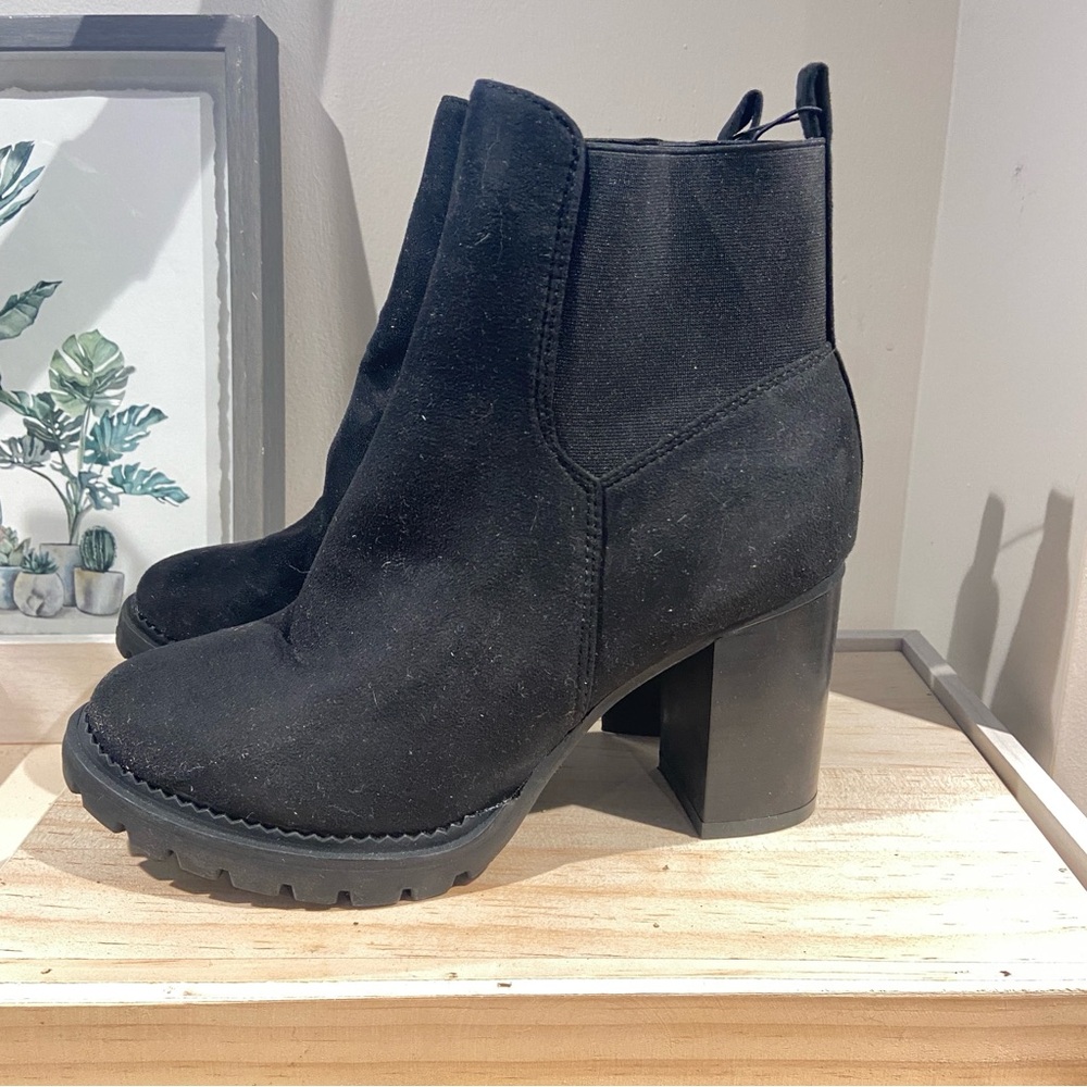 Black Women's Suede Like Ankle Boots